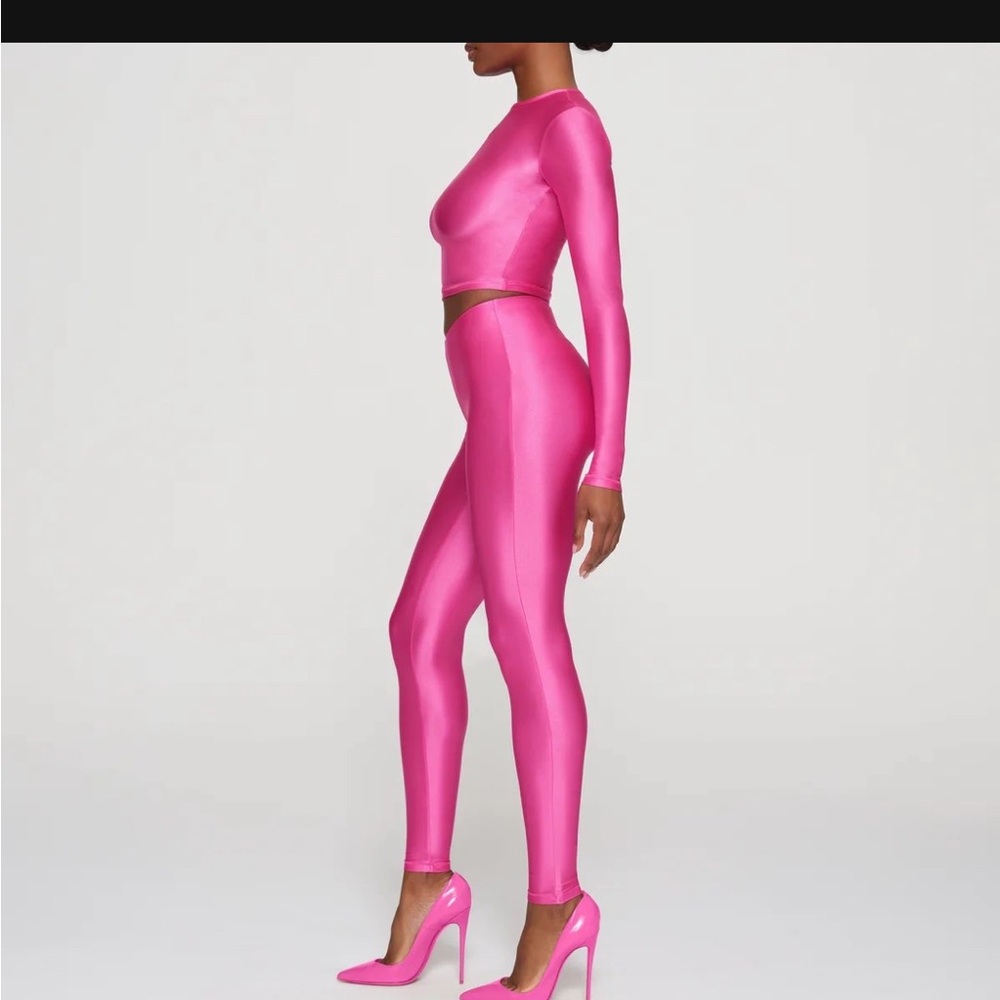 SKIMS pink Jersey leggings